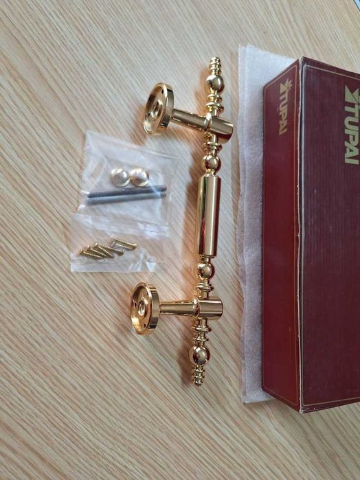 Puxador/Asa para porta- Marca TUPAI - Novo