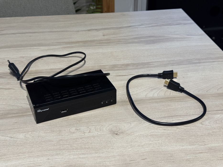 Tuner SKYMASTER STB M265 DVB-T/T2 Full HD Czarny pilor kabel HDMI