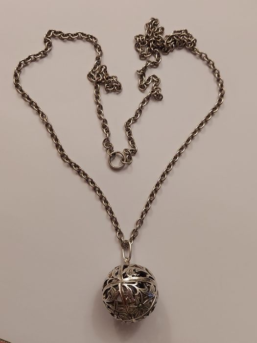 Srebrny naszyjnik szarotki duża kula