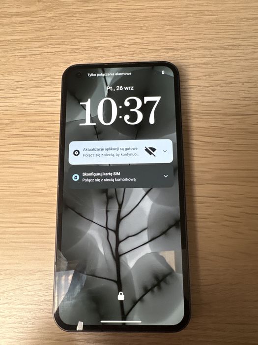 Nothing Phone (1) 8/128 GB – idealny stan