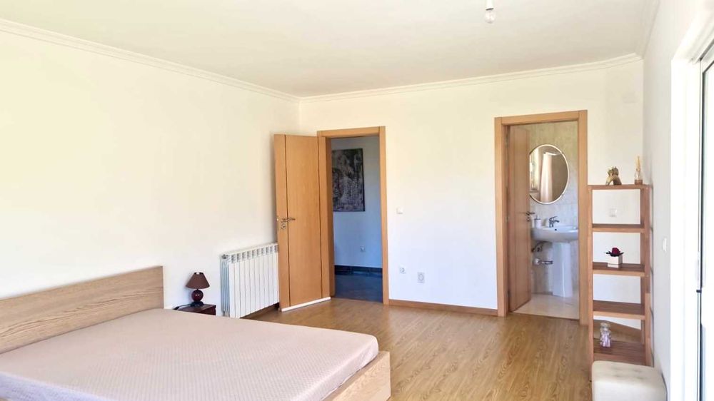 Quinta com Moradia T4 com possibilidade T5, Piscina, Vinha e 10,2 ha Região do Dão – Serra da Estrela
