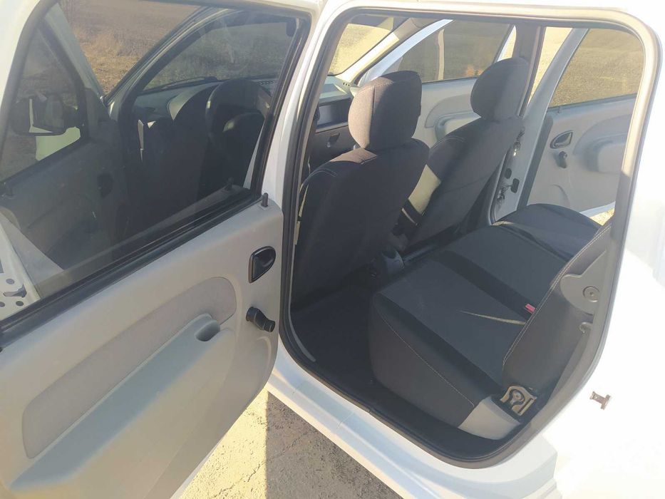 Renault Logan MCV 1,6л 2012 р.в.