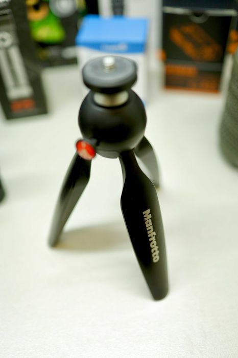 Tripés Manfroto + Phoetix