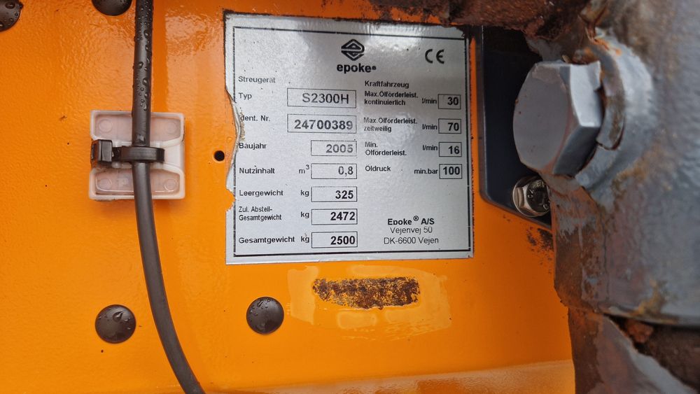 Piaskarka Solarka  Epoke Stratos  Schmitd  Posypywarka  Nido 0.8 m