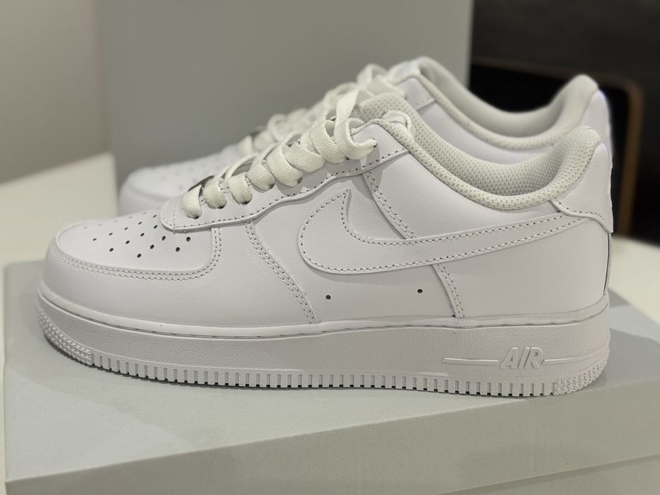 Nike Air Force Brancas