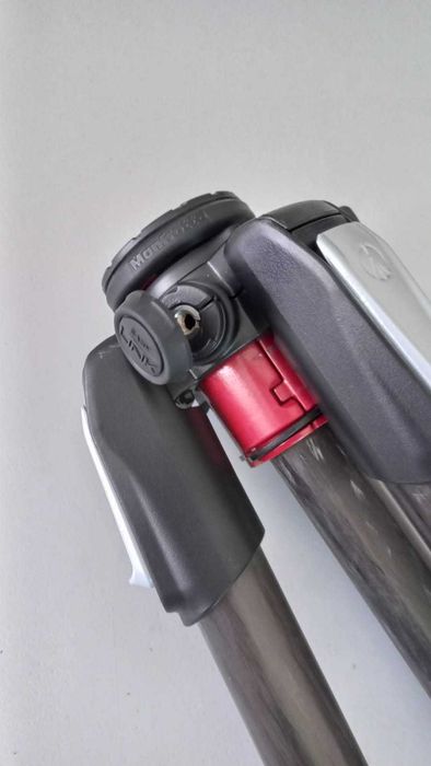 Штатив Manfrotto MT055CXPRO4 + Сумка для штатива Manfrotto MBAG70N