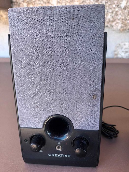 Colunas Creative SBS 260