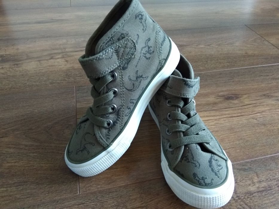 Sprzedam śliczne trampeczki dla chłopca roz. 27