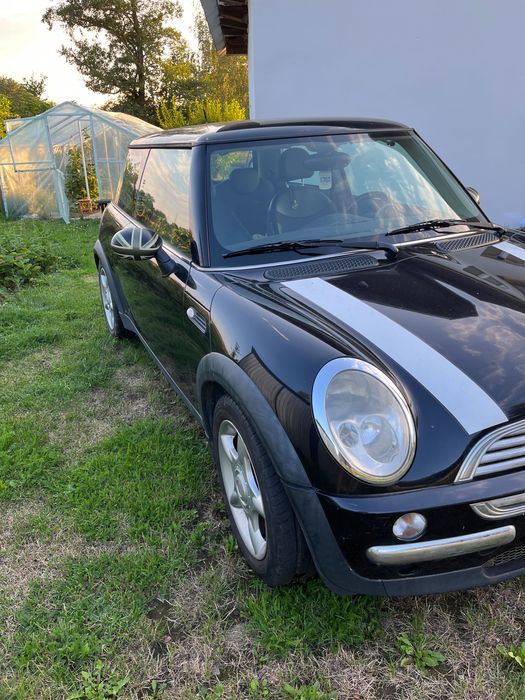 Samochód Mini cooper