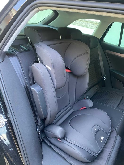 Cadeira Auto Joie Traver Grupo 2/3 (15-36kg) – Excelente Estado
