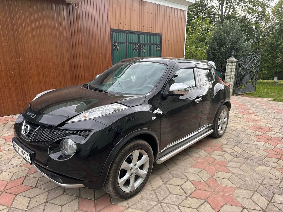 Автомобіль Ніссан Жук