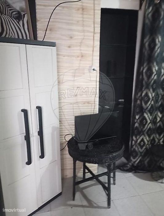 Moradia T4 para venda