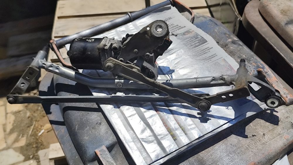 Quadrante Renault Megane 2007
Preço 50€