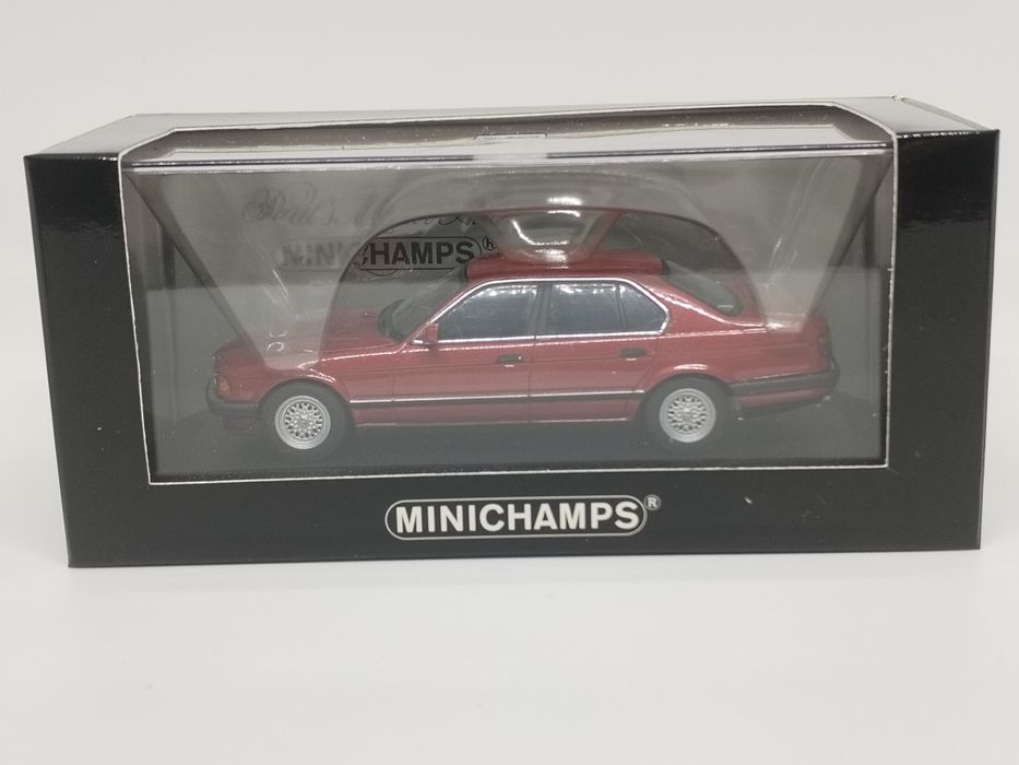 Колекційні масштабні моделі BMW, Volkswagen, Honda, Mercedes 1:43