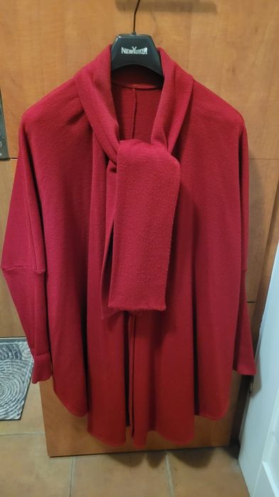 Czerwony kardigan / narzutka