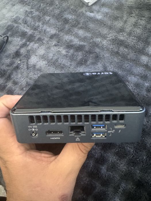 Mini PC terra com cpu i5