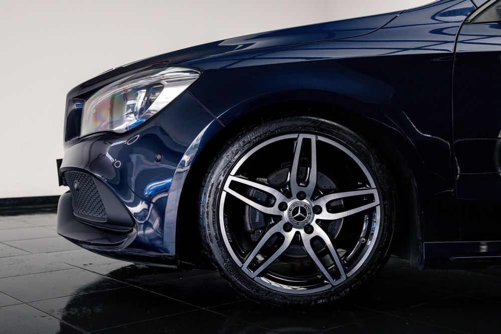 Mercedes-Benz CLA 200 d Shooting Brake AMG Line Aut.