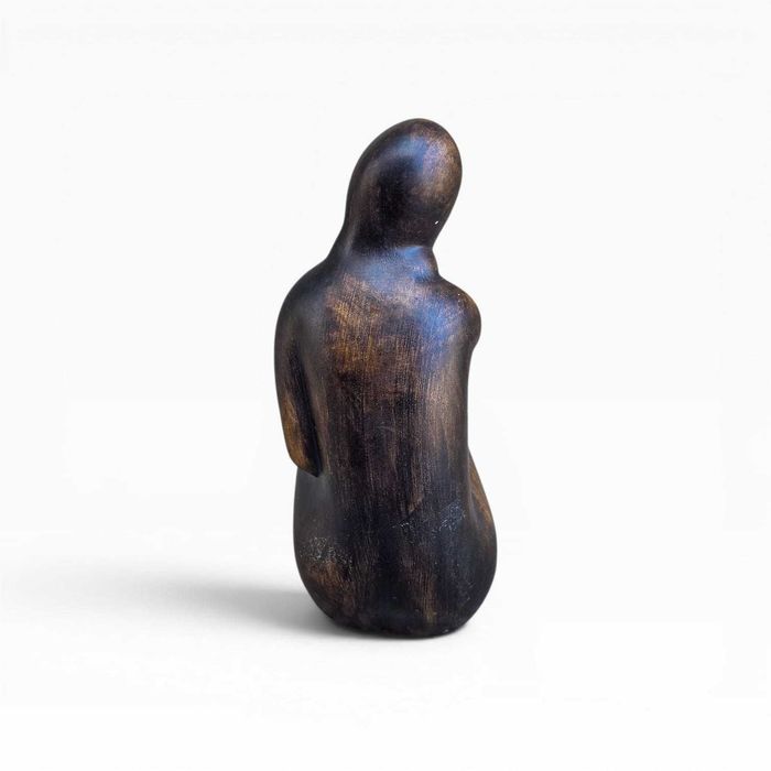 Escultura Decorativa Figura Pensativa GILDE 48336 – Bocholt | 21 cm