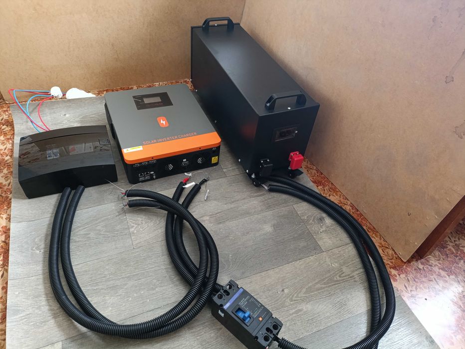 Інвертор 4,2 кВт акумулятор 8,8 кВт/год ДБЖ для квартири / будинку