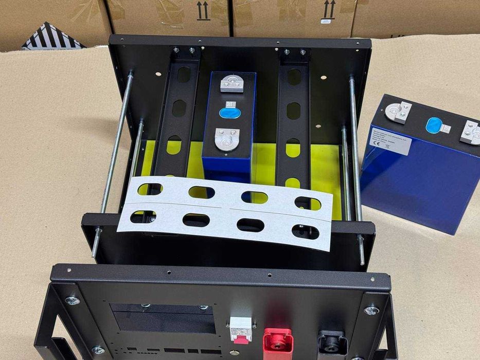 Корпус Ящик BOX для АКБ 24v 8s/16s 48v EVE LF105 Lifepo4 Від виробника