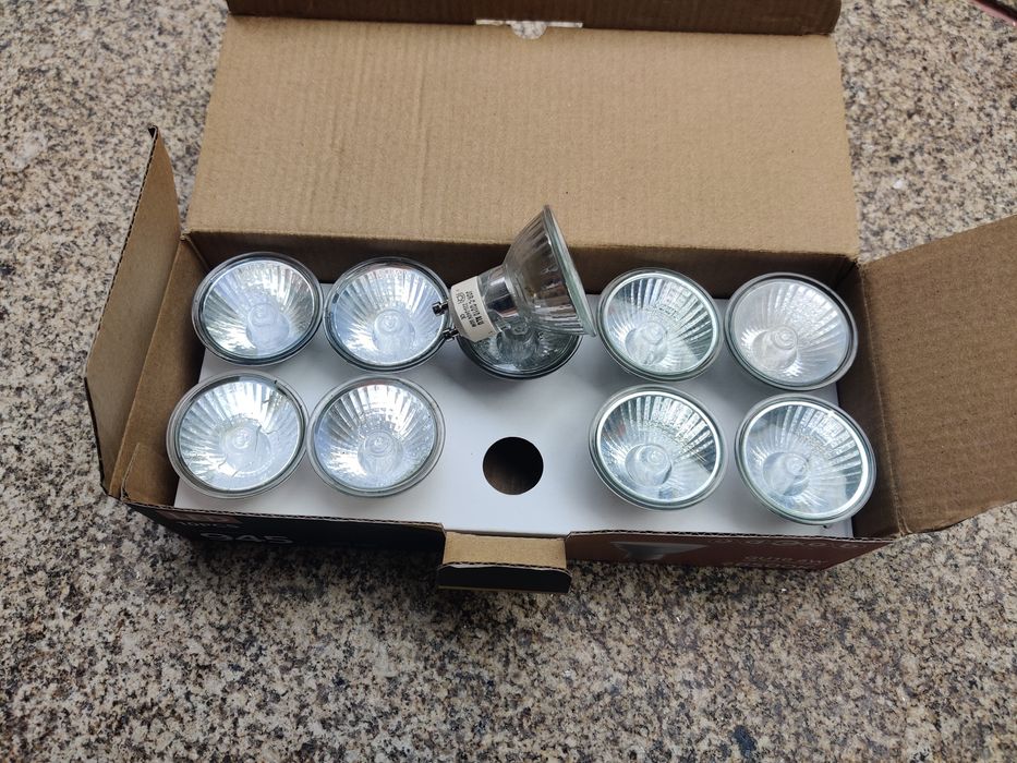 Lâmpadas de luz amarela