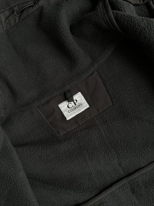 Софтшел C. P. Company (куртка Gore-Tex)