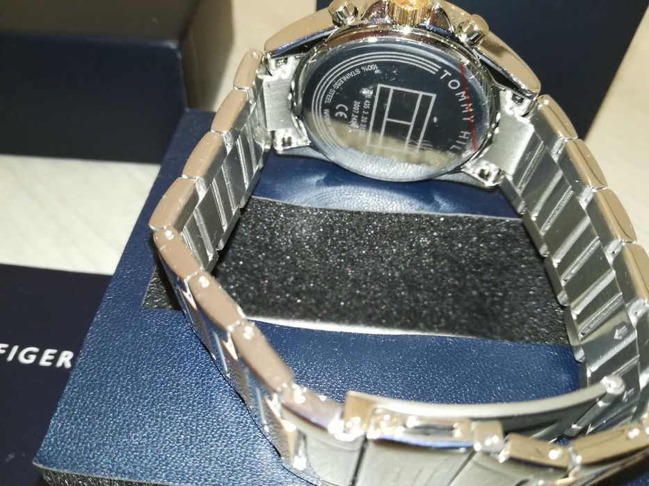 Damski  Zegarek  Kryształkami 
TOMMY HILFIGER