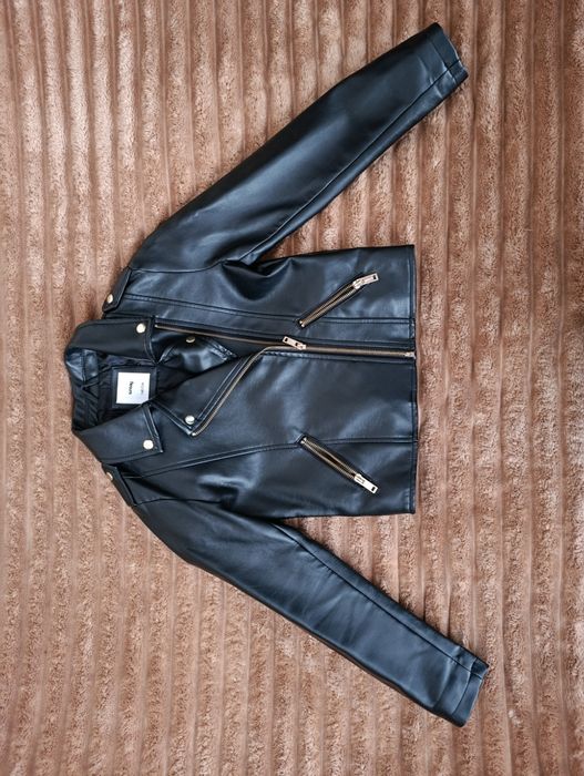 Куртка для дівчинки