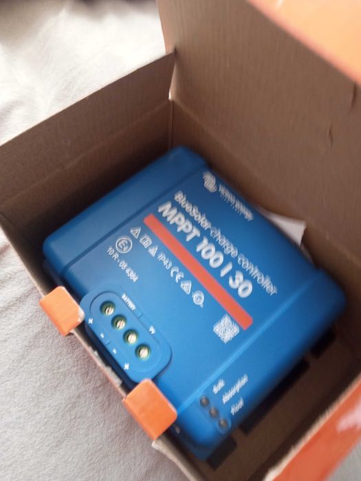 Victron energy regulator ładowania