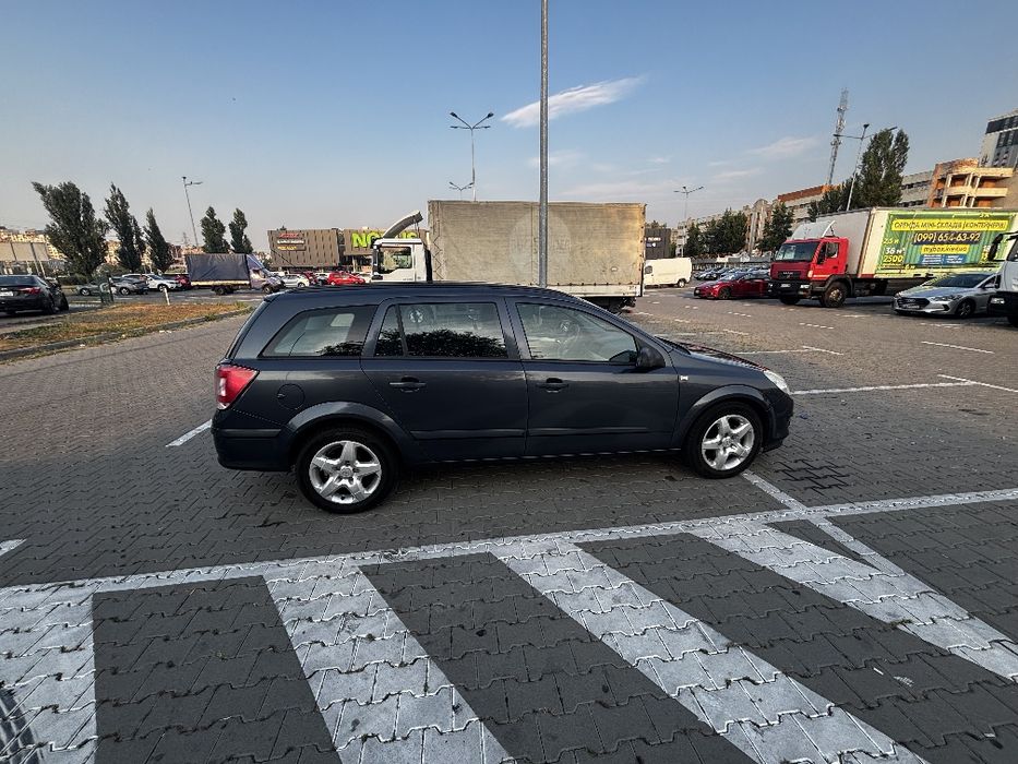 Продам Opel Astra H Універсал (2007)