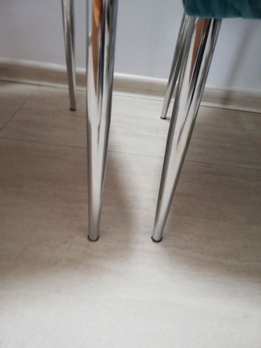 2 krzesła do kuchni