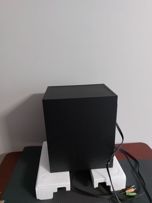 Jak nowy kompletny  zestaw głośników  CREATIVE  Inspire T6100