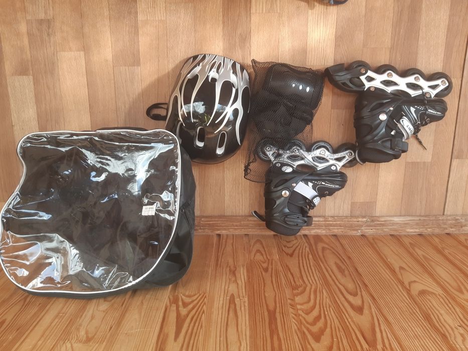 Комплект роликів із захистом і шоломом Happy, розмір 29-33