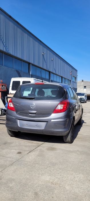 Opel corsa d 1.3 cdti 2012