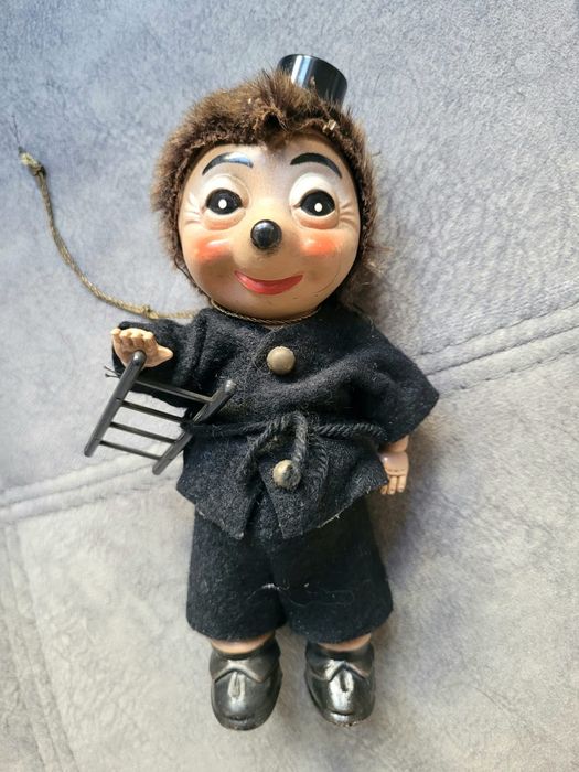 Jeż mecki, celuloit, stan bardzo dobry, ok. 17 cm