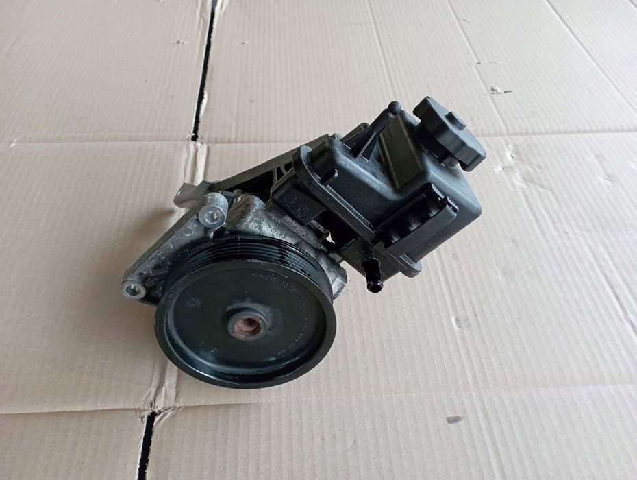 MERCEDES VITO II W639 2.2 CDI POMPA WSPOMAGANIA A0064667801