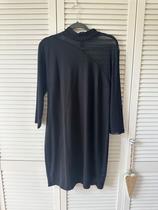 Top Secret sukienka cxarna z tiulem na okazje do pracy