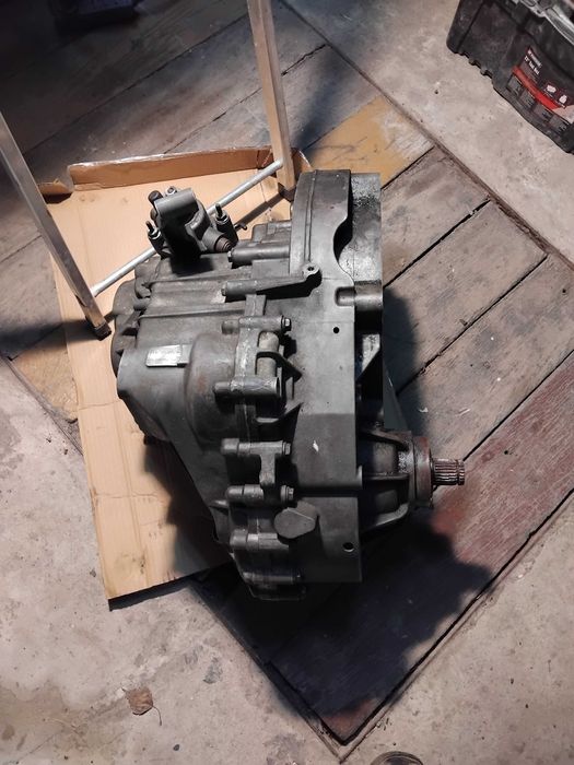 Sprzedam skrzynie biegów VW T5 GWB