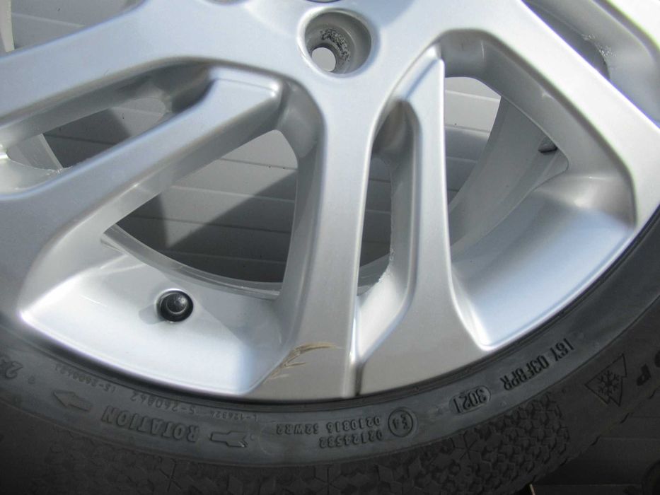 Alu+opony zima R17 VOLVO XC70, FORD KUGA I,GALAXY 3,S-MAX II  2071