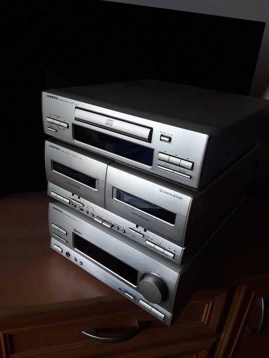 Zestaw hi-fi ONKYO LS-A5  (C-A7  K-WA7  R-A5) wieża