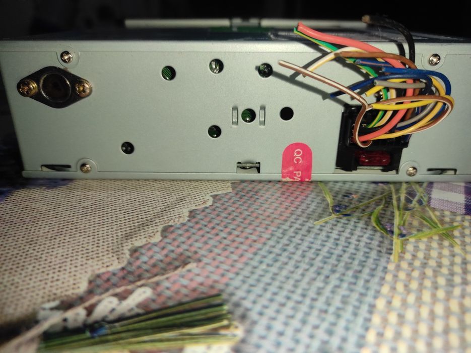 Продам автомагнитолу