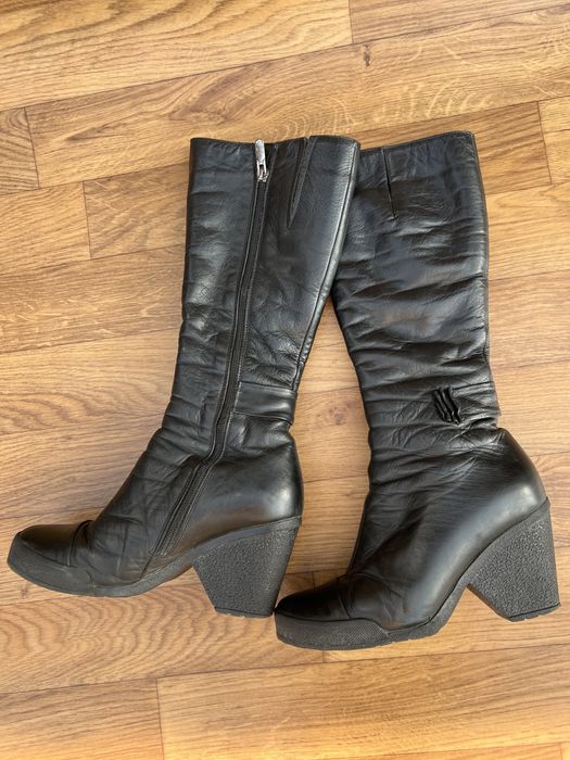 Чоботи 37 розмір