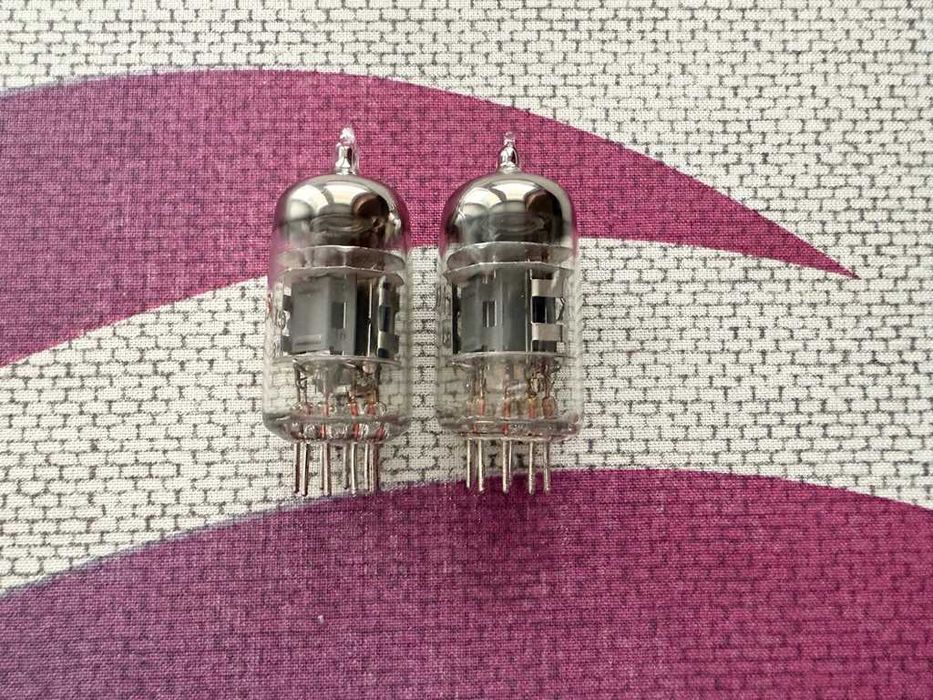 Lampy elektronowe 12AX7 ECC83 Shuguang 2 szt.