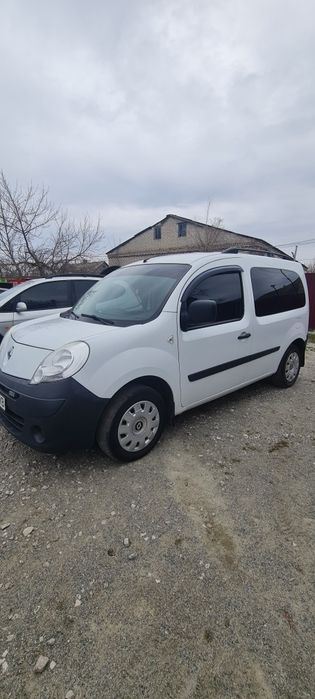 Рено кенго 2012год