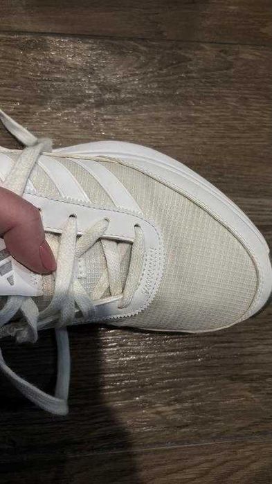 Кросівки adidas