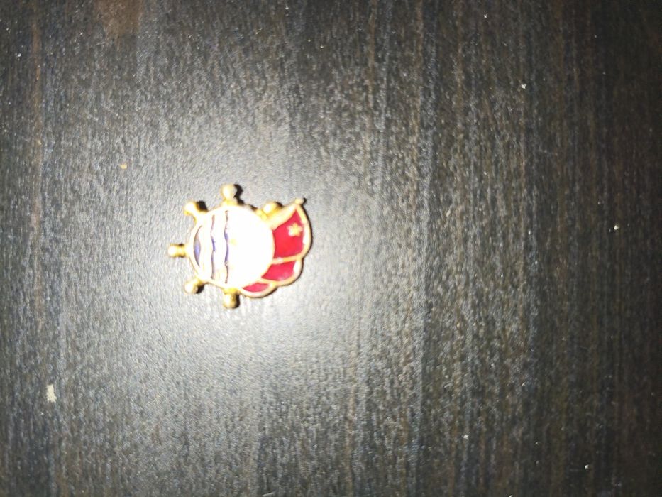 Значок маленький для коллекции