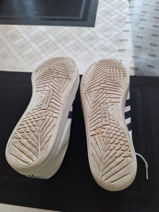 Buty sportowe męskie adidas tkanina rozm 10/44