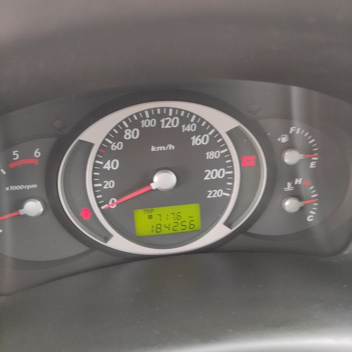 Hyundai Tucson 2007 года 2.0 дизель