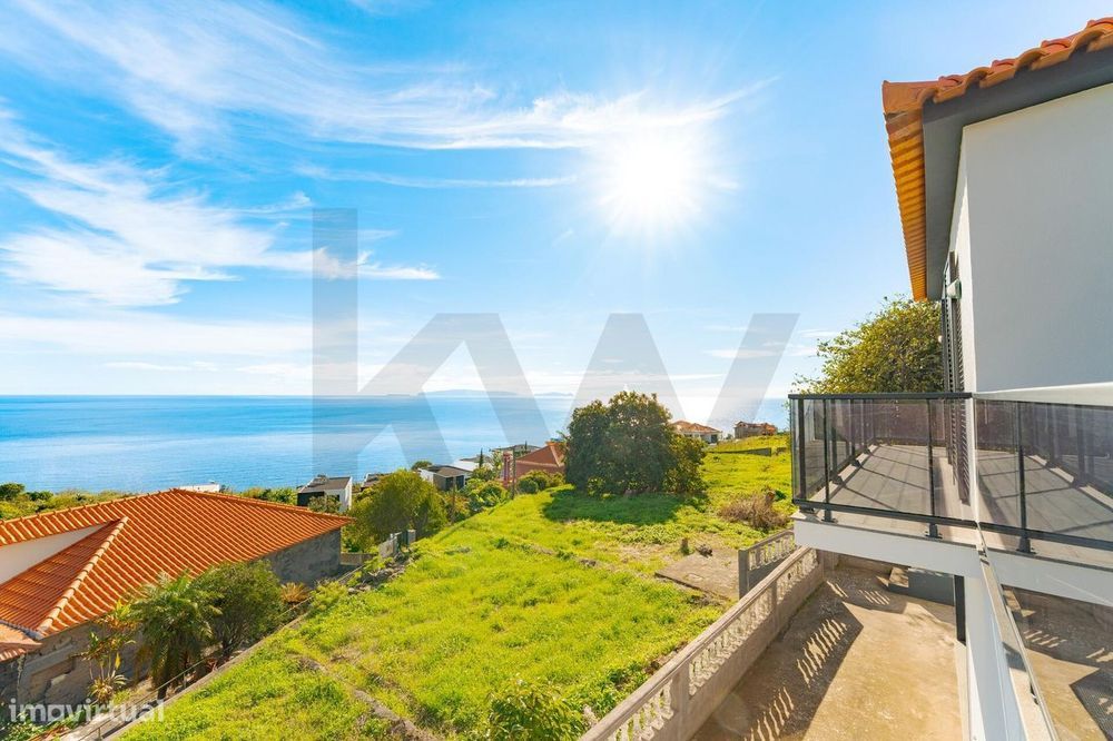 Moradia T3 com escritório, dois pisos e grande lote — Gaula, Santa Cru