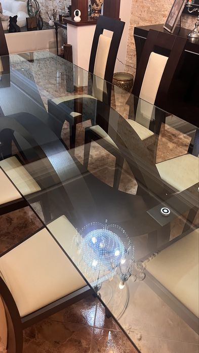 Cadeiras + Mesa em vidro para Sala de Jantar